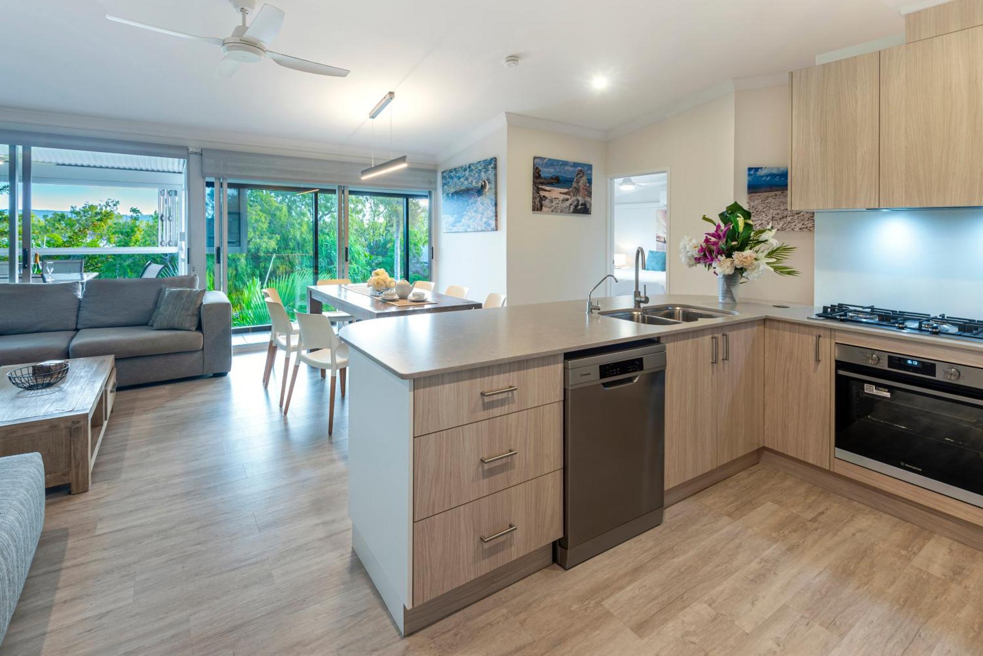 Oasis Apartments On Hamilton Island By Hiha Exterior foto